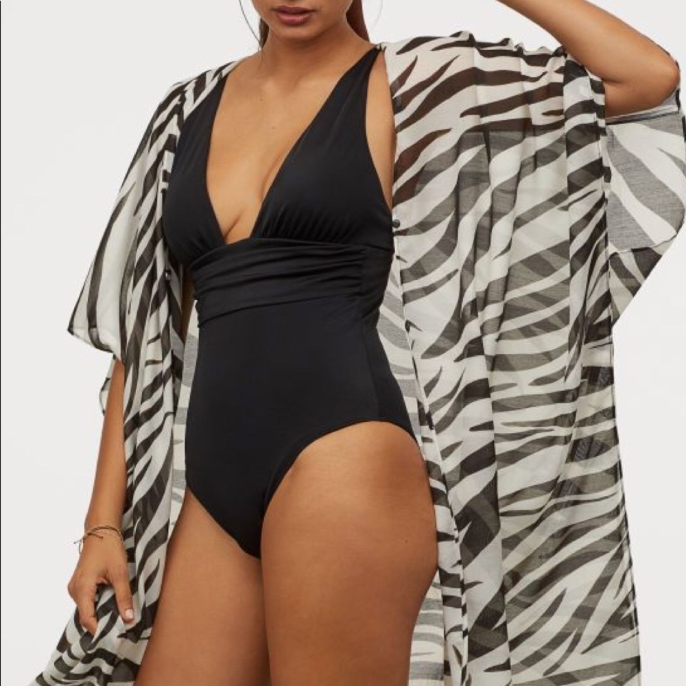 H&M one piece bathing suit 8
